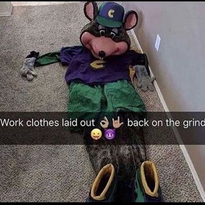 Meet your Posher, Omar